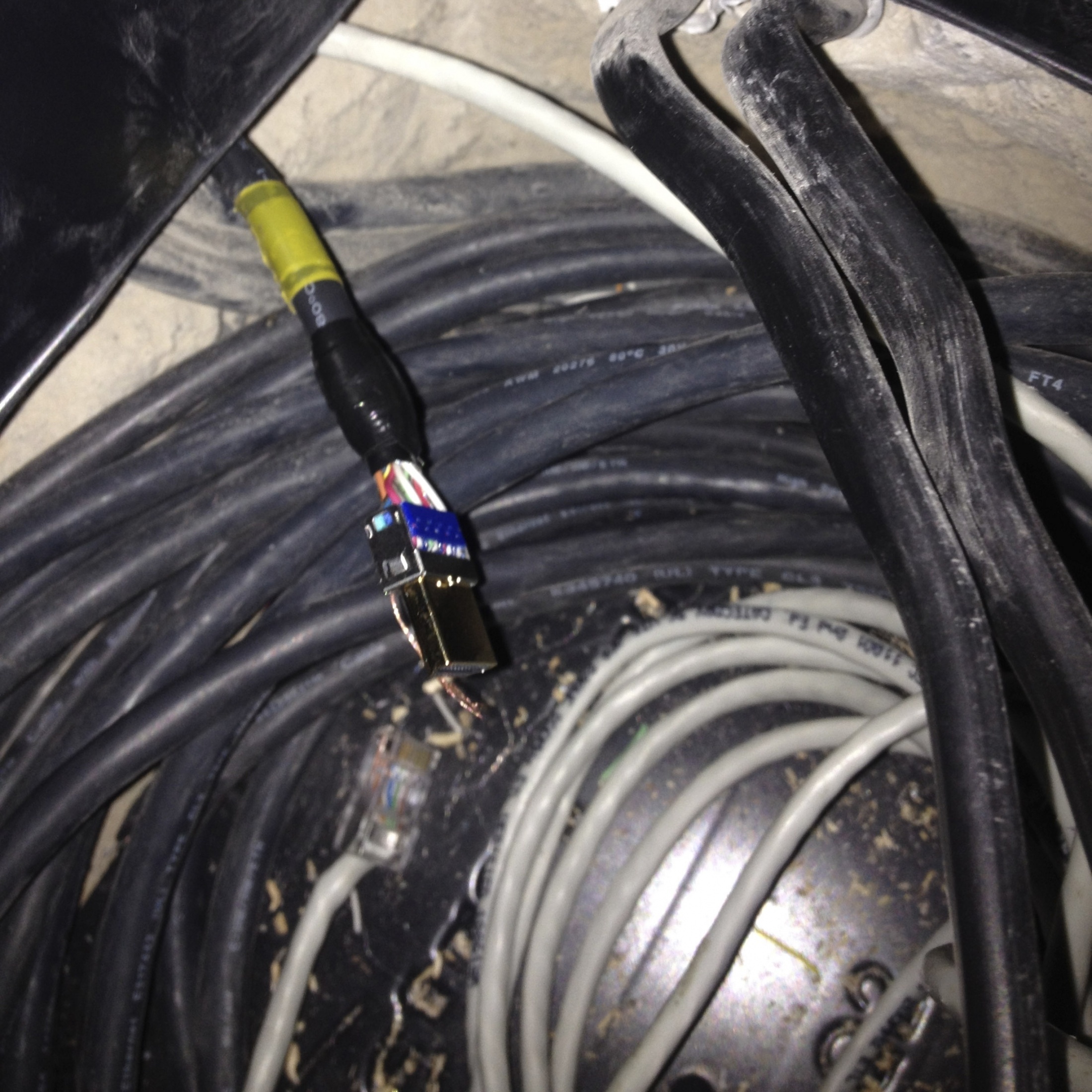 HDMI кабель отремонтирован